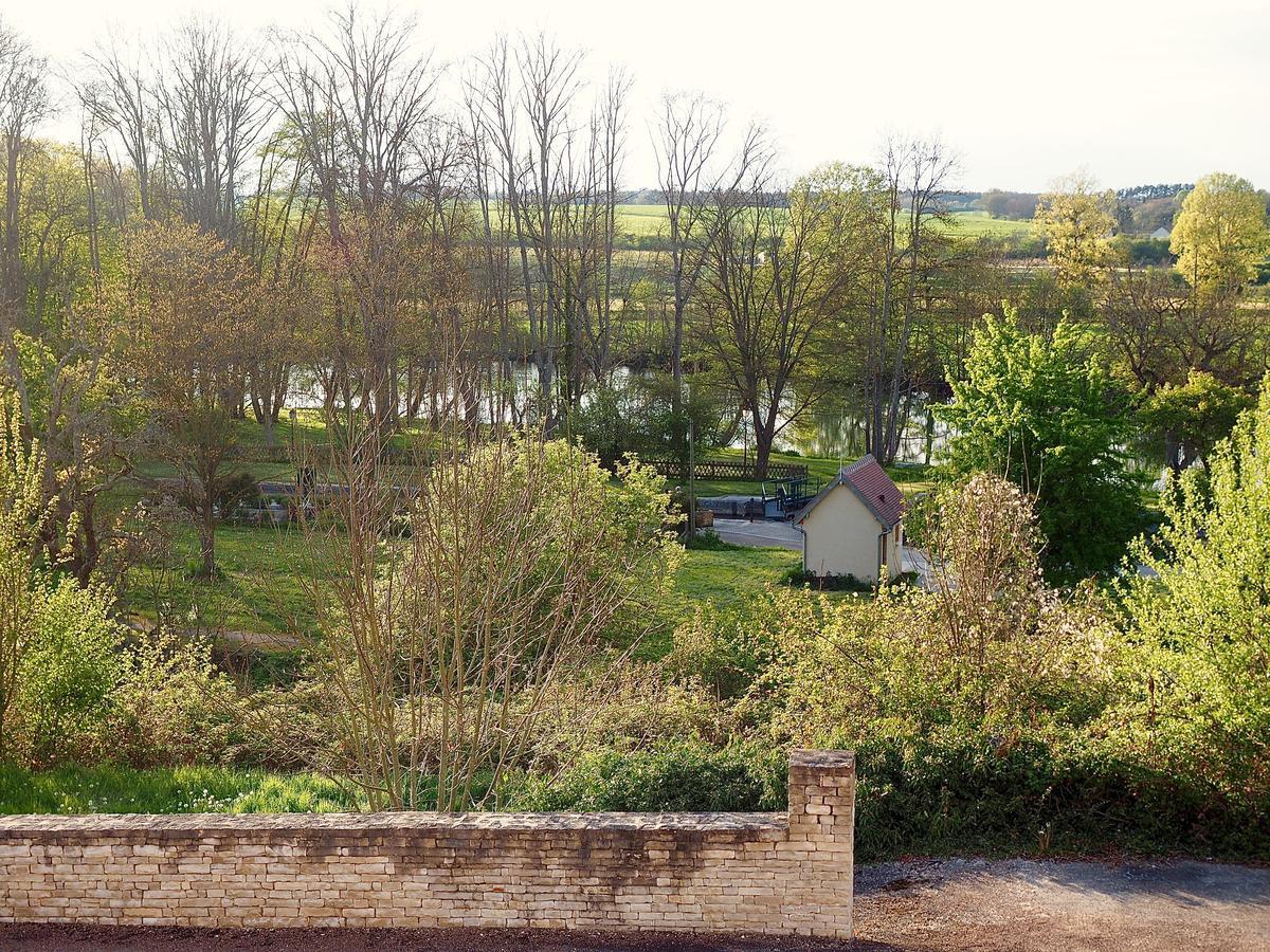 Chambres D'Hotes Les Coutas Mailly-la-Ville Eksteriør billede